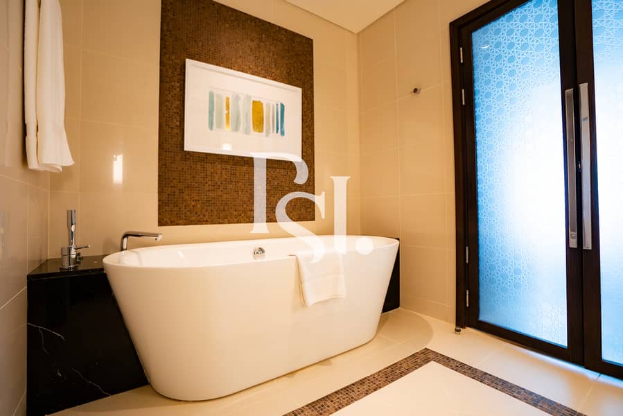 8 Fairmont-Marina-Residences-Marina-Mall-Al-Kasir-Al-Marina-Abu-Dhabi-16. jpg