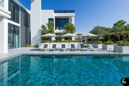 6 Bedrooms | Contemporary | Corner Mansion