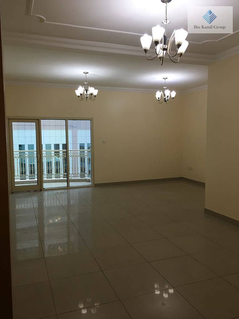 6 HALL. jpg