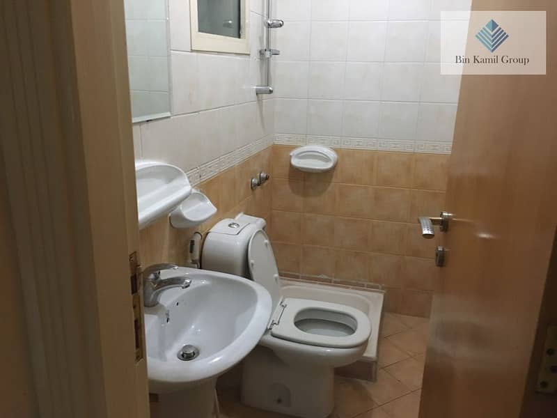 10 TOILET. jpg