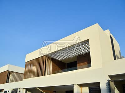 Brand New Large 5 Bedroom Stylish Villa for Sale in West Yas Brand New Large 5 Bedroom Stylish Villa for Sale in West Yas