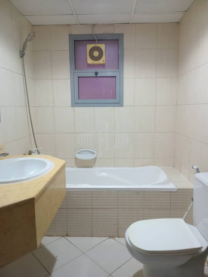 7 BATHROOM-1. jpeg