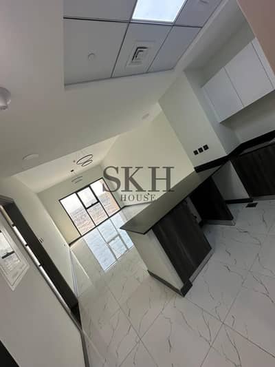 BRAND NEW | VACANT | SPACIOUS | BALCONY