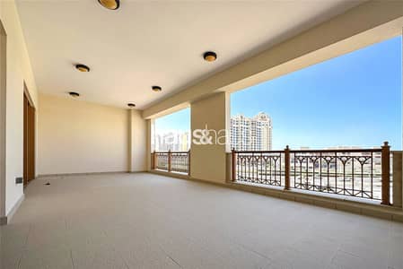 3 Bedroom Flat for Sale in Palm Jumeirah, Dubai - Vacant | Community View | Sunset Facing