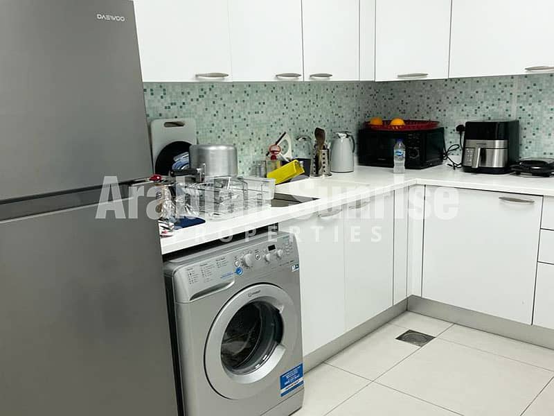 5 Amaya-tower-1-2BR-1507-kitchen. jpg