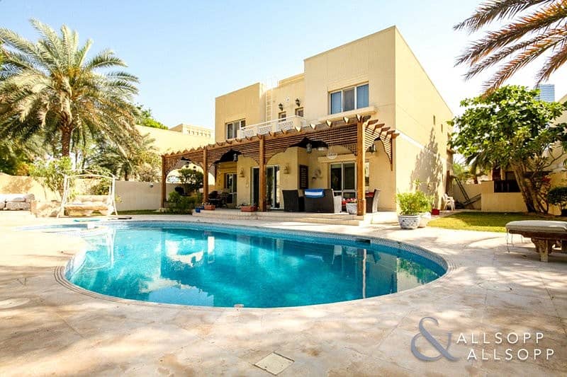 5 Double Bedrooms | Large Private Pool