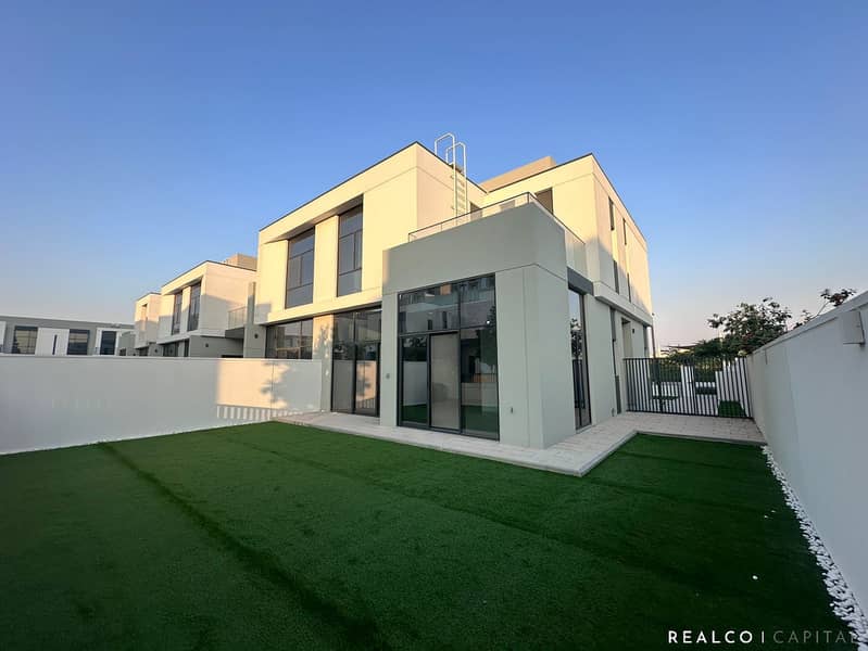 Upgraded 4-Bedroom Type- A | Park-Facing