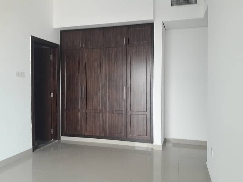 位于阿尔纳赫达（迪拜）街区，阿尔纳赫达2号街区 3 卧室的公寓 62000 AED - 4083132
