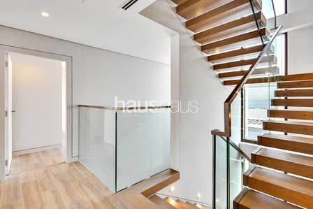 5 Bedroom Villa for Rent in Jumeirah, Dubai - Park Backing | Incredible Views | Luxury living |