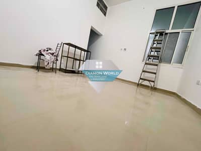 Nice 1BHK in Villa with Free Electricity and Water at Tanker Mai Area
