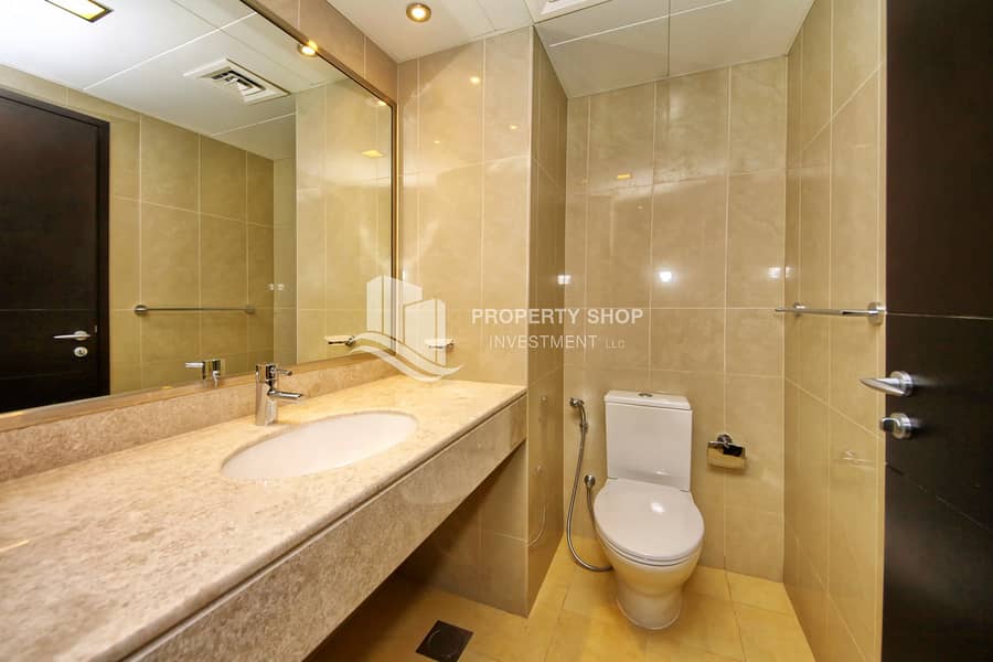 16 3-bedroom-apartment-al-reem-island-shams-abu-dhabi-sun-tower-powder-room. JPG