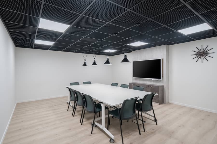 7 Regus HASSELT, Kapertoren 5554 Hasselt Belgium Large Meeting Room Without People. jpg