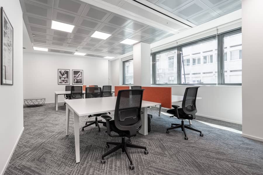 8 Regus Milan Via Broletto 5546 Milan Italy Coworking Space 1. jpg
