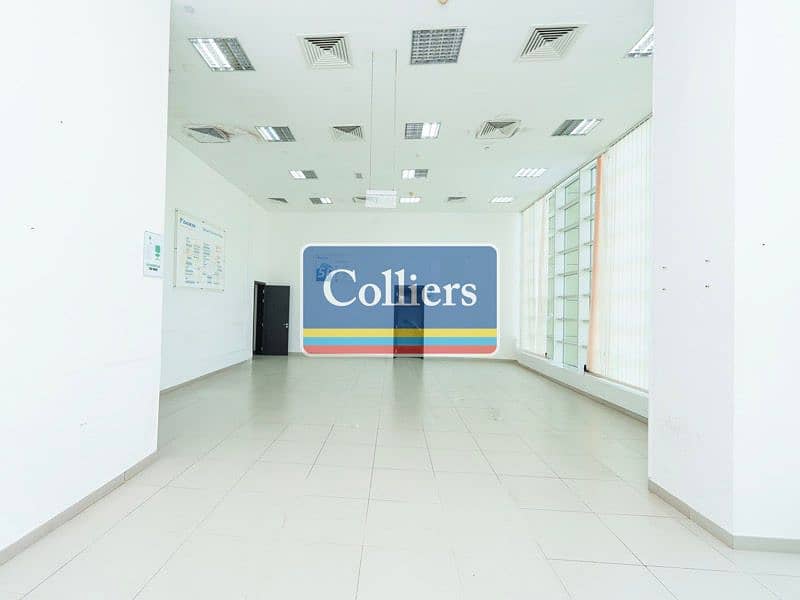 15 22.11. 2024_AE_Colliers_Commercial - Tala Tower 402_-14. jpg