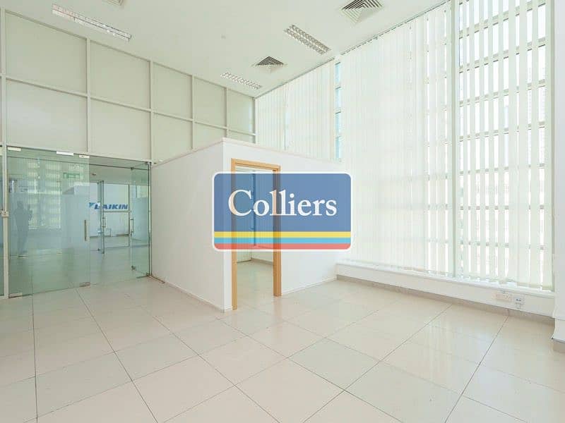 35 22.11. 2024_AE_Colliers_Commercial - Tala Tower 402_-35. jpg