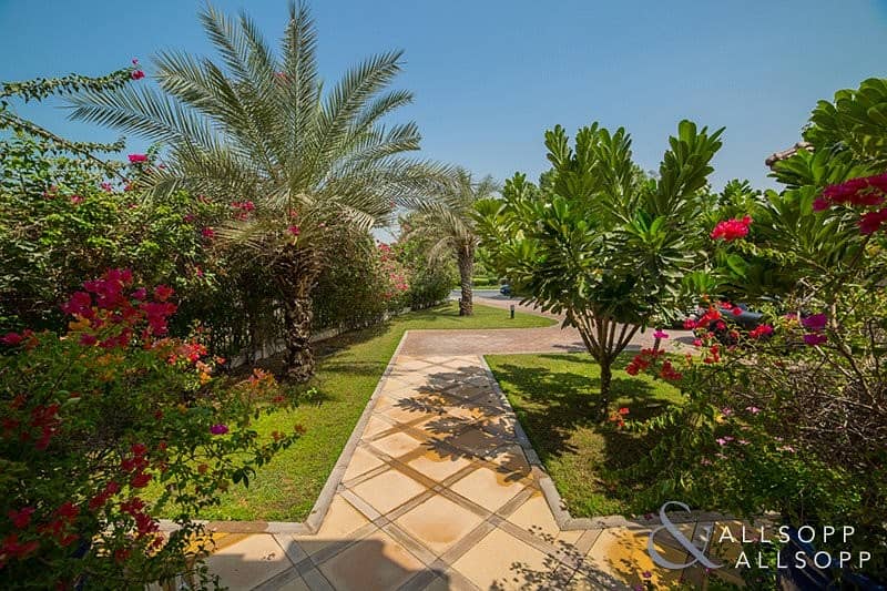 Spanish Style EF | Villa | Four Bedrooms Spanish Style EF | Villa | Four Bedrooms