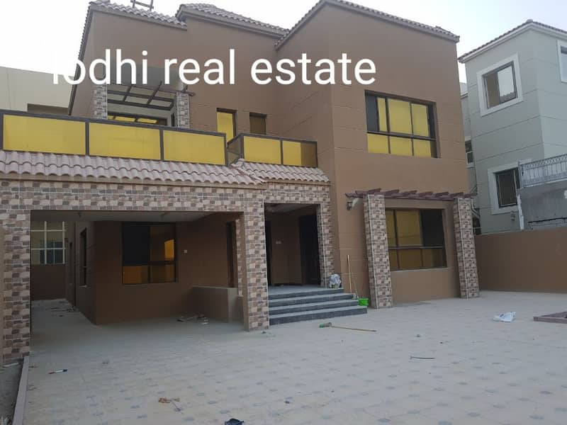 //VILLA 5 MASTER BEDROOMS HALL MAJLIS/MAID ROOM /STORE/COVERED PARKING 2ND VILLA MAIN ROAD