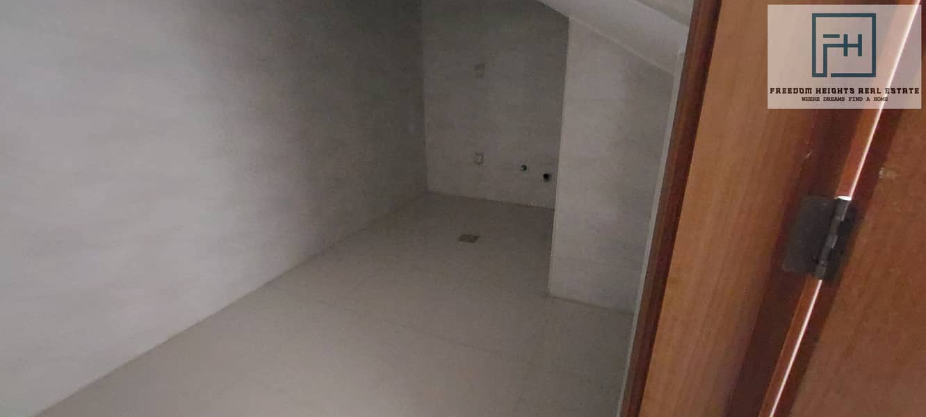 9 1000147947. jpg
