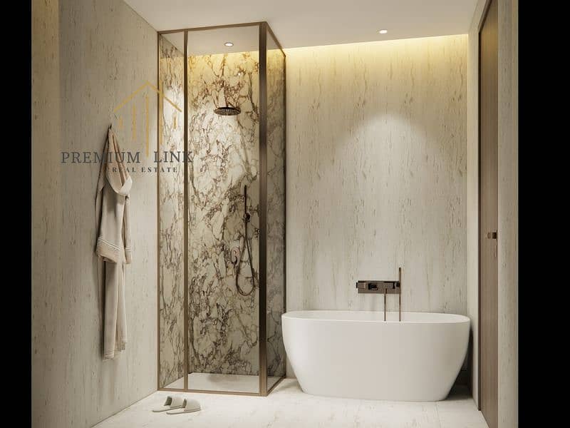 18 Master Bathroom 2. jpg