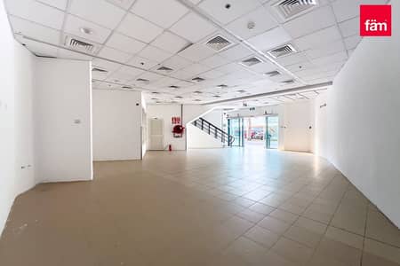 Shop for Rent in Sheikh Zayed Road, Dubai - RETAIL 100KW / HIGH FOOTTRAFIC / SZR