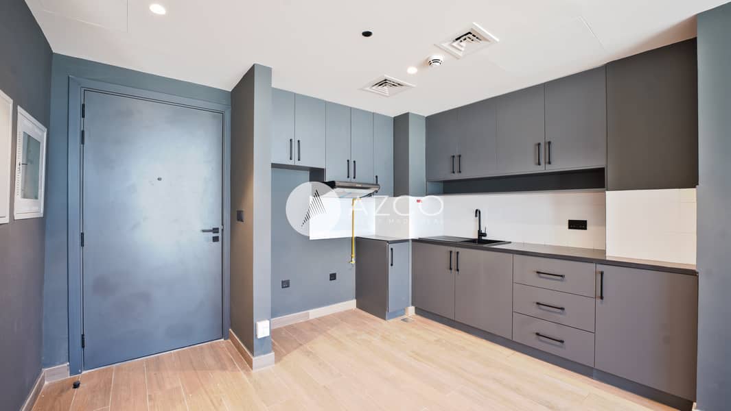 2 AZCO REAL ESTATE 1-5. jpg