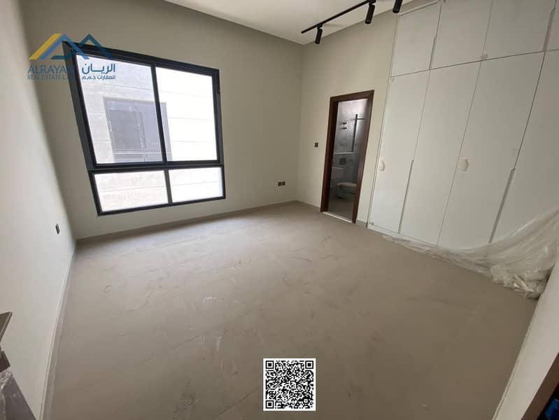12 9c2ddd3a-9eb9-4888-963b-8e973ca0bef3. jpg