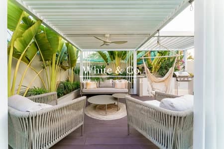 4 Bedroom | Upgraded Property | End Unit