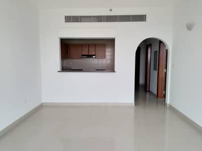 1BHK Apartment Facing Golf View with Laundry Place In Higher Floor 1BHK Apartment Facing Golf View with Laundry Place In Higher Floor