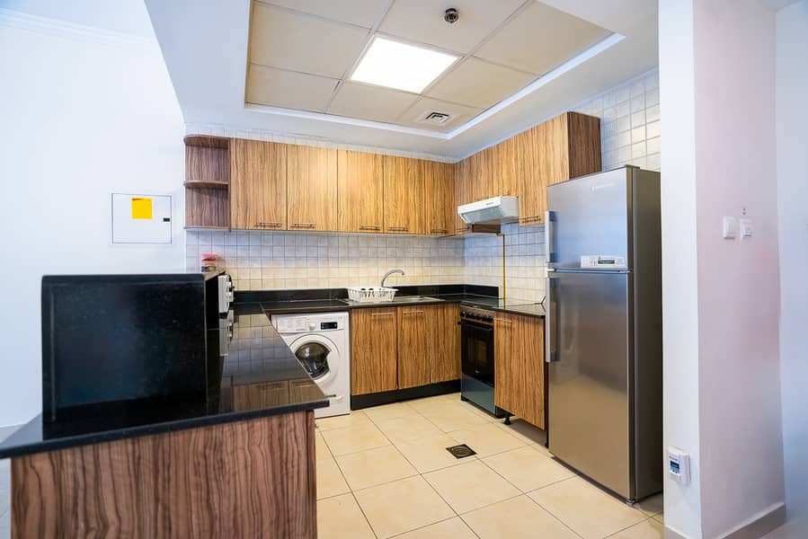 9 Burj al Nujoom 1BR-4. jpg