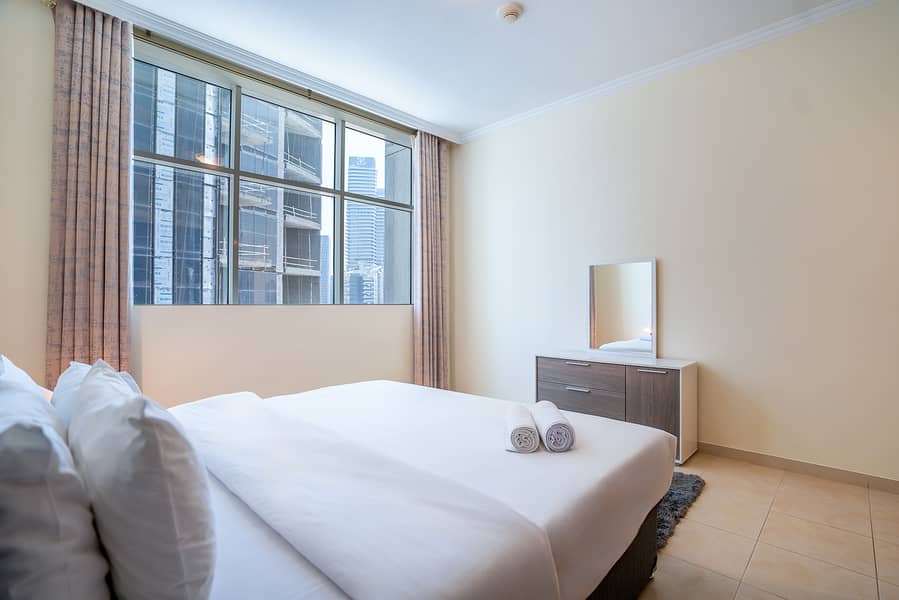 11 Burj al Nujoom 1BR-12. jpg