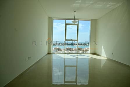 Big layout| Balcony| Sea Views| Spacious Big layout| Balcony| Sea Views| Spacious