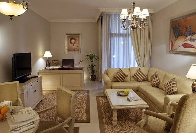 furnished and serviced 1 bhk next to metro / free bills. furnished and serviced 1 bhk next to metro / free bills.