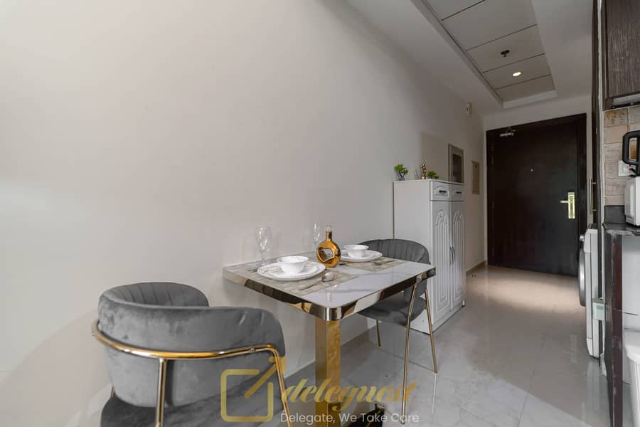 9 Hanover Square Studio-9. jpg