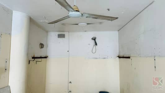 Shop for Rent in Deira, Dubai - WhatsApp Image 2024-05-09 at 3.59. 37 PM. jpeg Shop for Rent in Deira, Dubai - WhatsApp Image 2024-05-09 at 3.59. 37 PM. jpeg