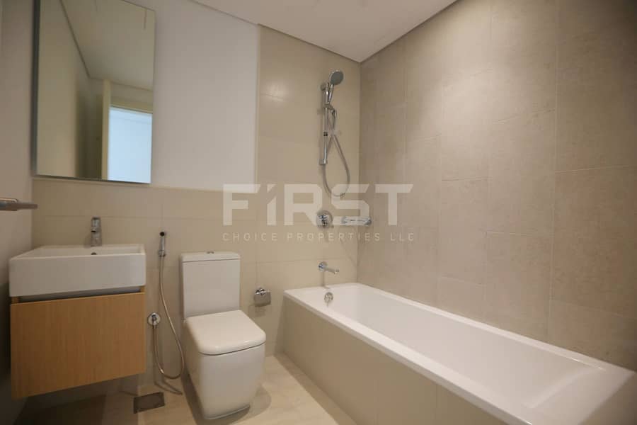 11 Internal Photo of 2 Bedroom Apartment in The Bridges Shams Abu Dhabi Al Reem Island Abu Dhabi UAE (9). jpg