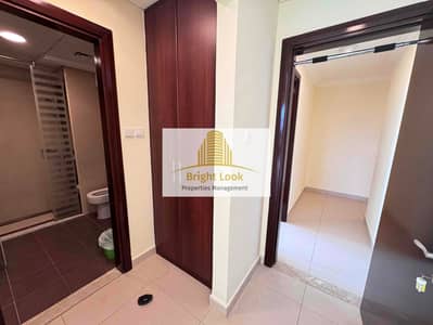 Amazing 2bhk with balcony 80k yearly located Al Rawdah Abu Dhabi
