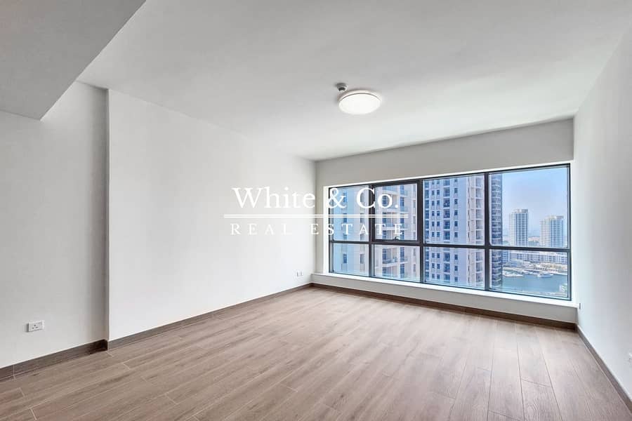 UPGRADED I MARINA VIEW I GREAT LOCATION UPGRADED I MARINA VIEW I GREAT LOCATION