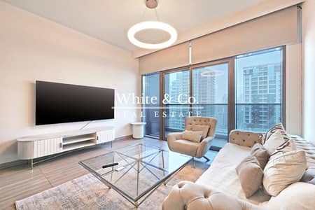 1 Bedroom Flat for Sale in Jumeirah Lake Towers (JLT), Dubai - Full Lake View | Investor Deal | 7.5% ROI