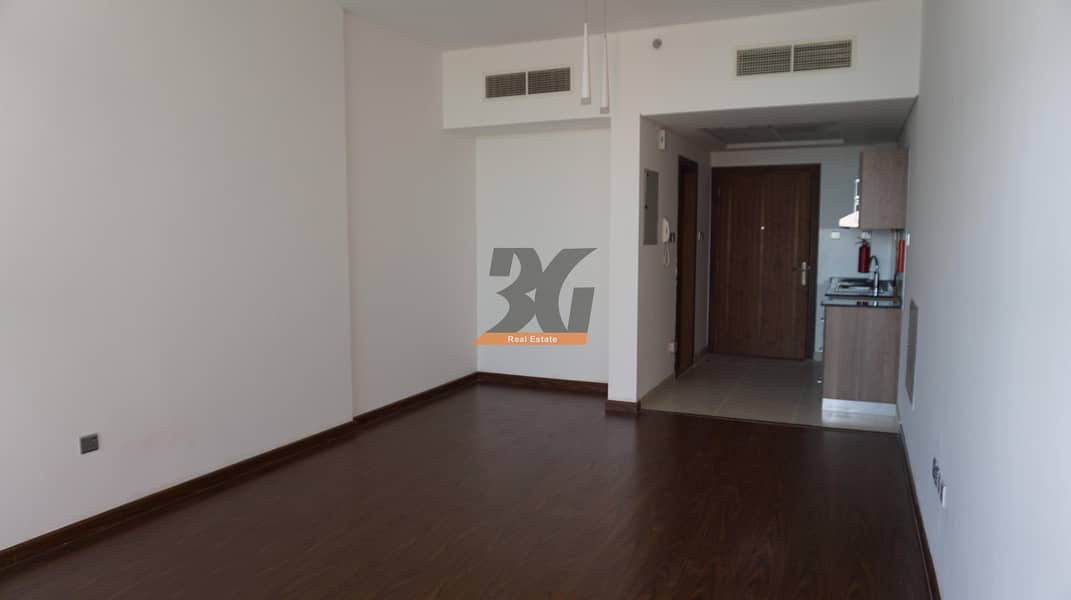 Studio For Rent in Binghatti Horizons Building in Dubai Silicon Oasis Studio For Rent in Binghatti Horizons Building in Dubai Silicon Oasis