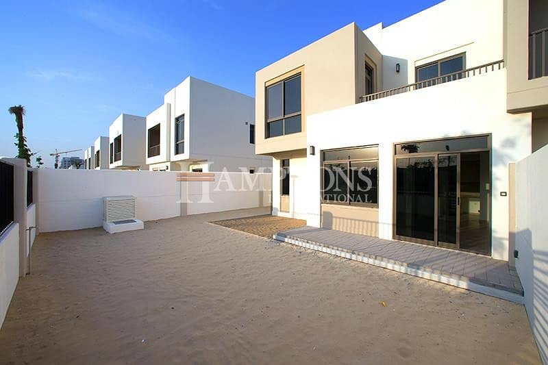 3 BR Noor Townhouse in Town square
