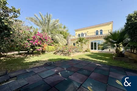 4 En-Suite Beds | 7,400 Plot | Single Row