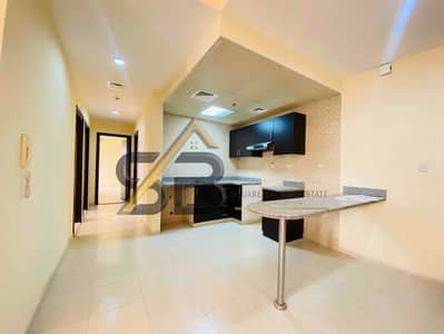 Near to souq extra/3bhk apartment/Family building/All Amenities
