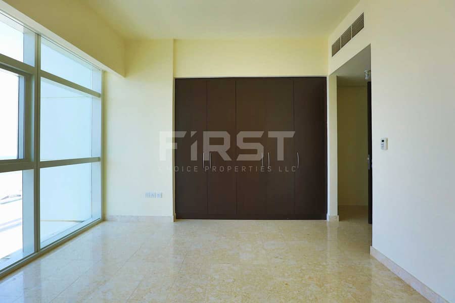 7 Internal Photo of 1 Bedroom Apartment in Ocean Terrace Marina Square Al Reem Island Abu Dhabi UAE (26). jpg