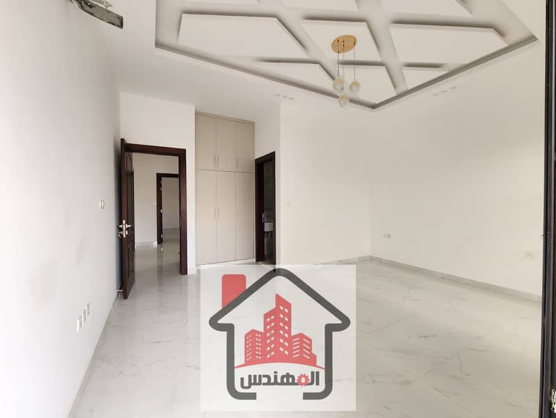 3 فيلا جديدة للبيع في الياسمين بعجمان