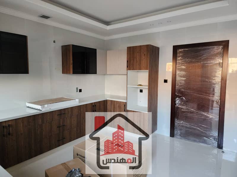 9 فيلا تملك حر للبيع في عجمان