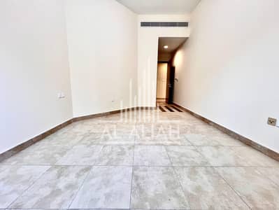 2 Bedroom Apartment for Rent in Hamdan Street, Abu Dhabi - WhatsApp Image 2024-12-17 at 12.05. 57_98a6face. jpg