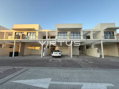 3 Bedroom Townhouse for Rent in DAMAC Hills, Dubai - 5940526081104790344. jpg