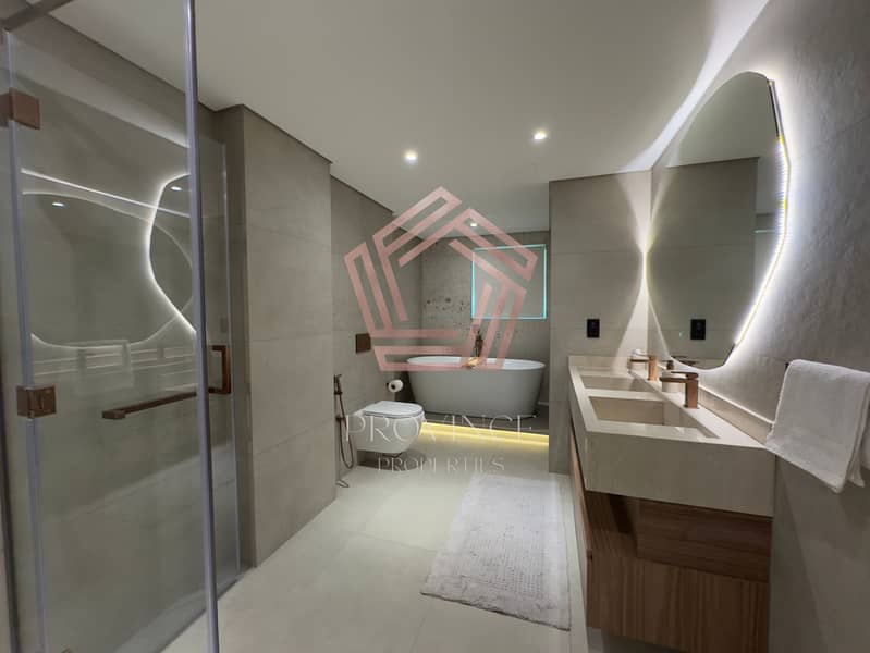 8 bathroom 1 -4 (1). jpg