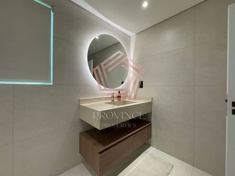12 bathroom 2 -3 (1). jpg