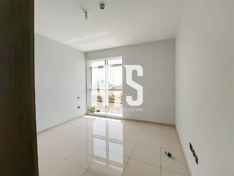 Comfortable APT /Amazing Building /Prime Location Comfortable APT /Amazing Building /Prime Location